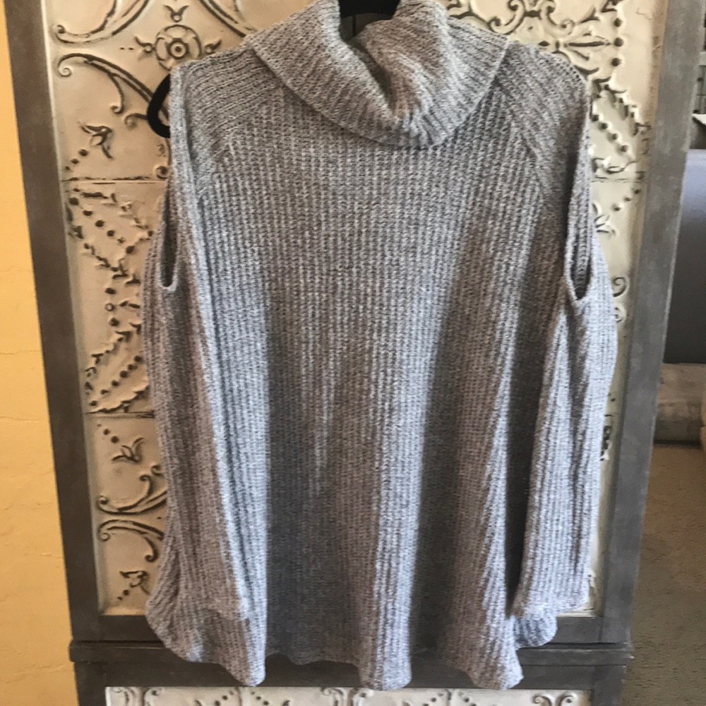 Ariella Sweater - Picture 3 of 4